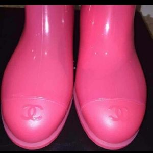 SOLD!!!!!!!Chanel Rain pink Boots